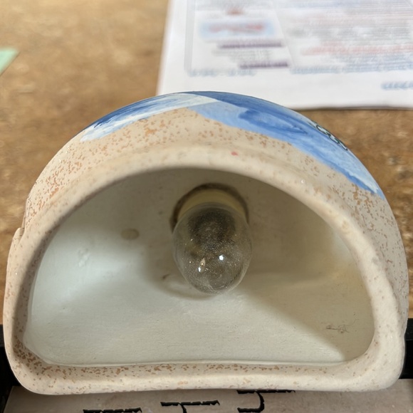 Hand-Painted Ceramic Night Light with Blue Sky and Red Chili Pueblo Design - Picture 4 of 4